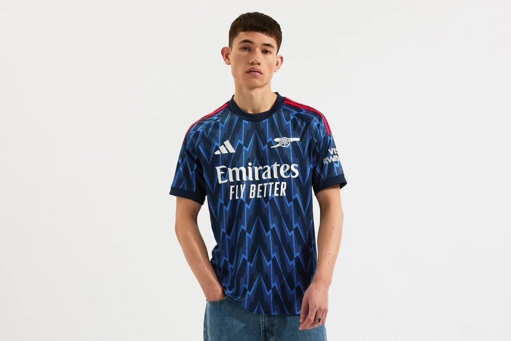 Arsenal Fanshop Store - Arsenal Herren adidas Auswärtstrikot 25/26 Offizielle Arsenal FC Fußballbekleidung