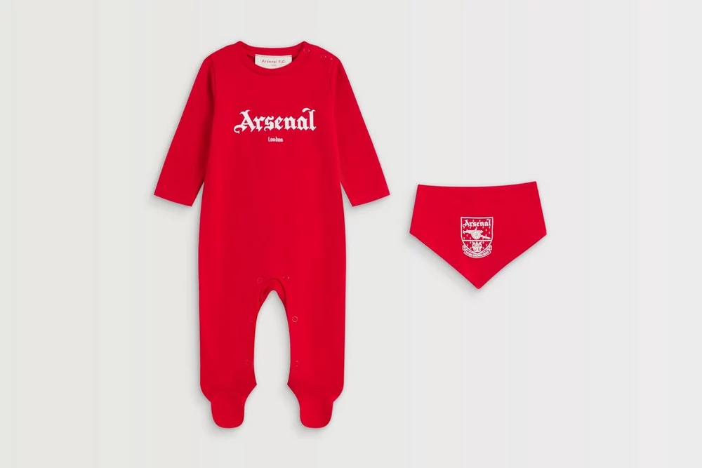 Arsenal Fanshop Store - Arsenal Baby Red Concordia 2-teiliges Schlafanzugset Offizielle Arsenal FC Fußballbekleidung