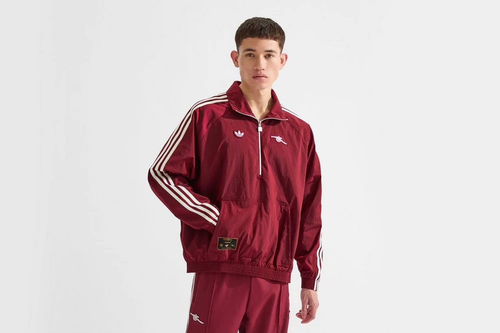 Arsenal Fanshop Store - Arsenal adidas 25/26 Terrace Icons Half Zip Jacke Offizielle Arsenal FC Fußballbekleidung