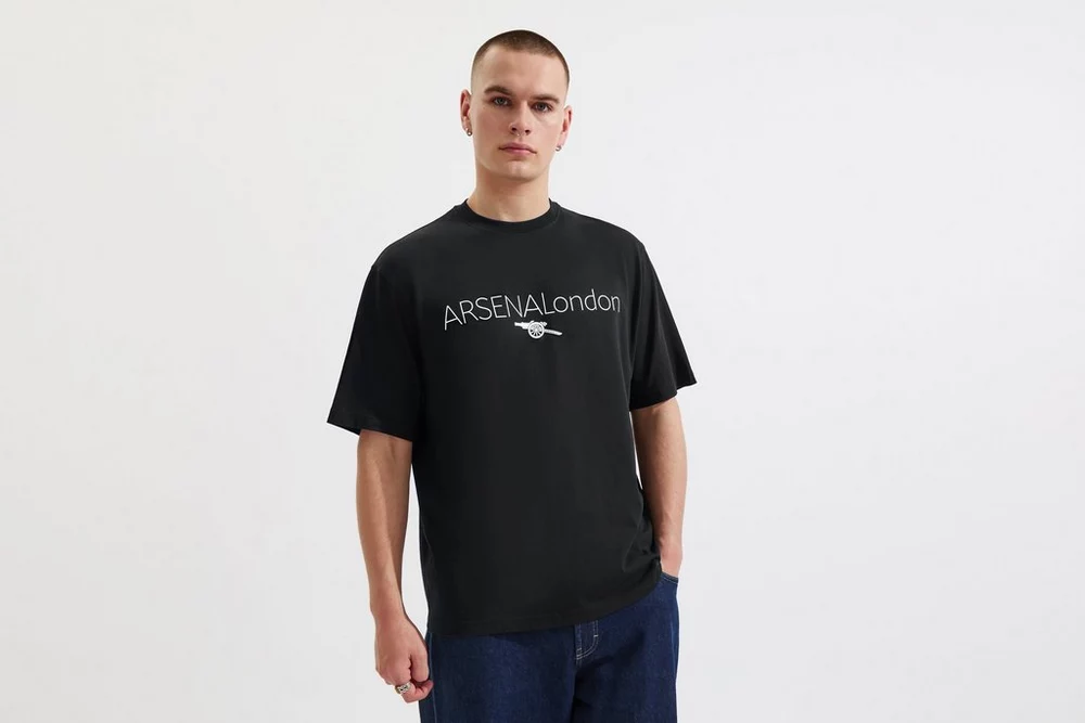 Arsenal Fanshop Store - Arsenal London Schwarzes Grafik-T-Shirt Offizielle Arsenal FC Fußballbekleidung