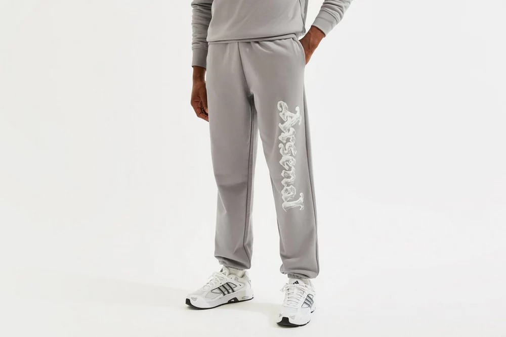 Arsenal Fanshop Store - Arsenal N7 Stone Permanent Joggers Offizielle Arsenal FC Fußballbekleidung