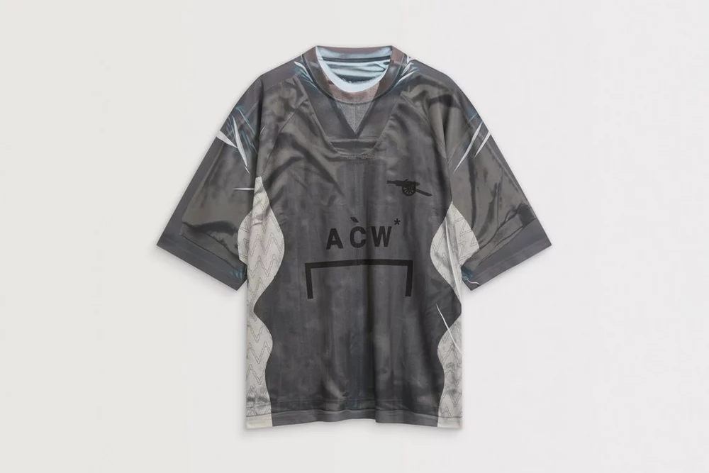 Arsenal Fanshop Store - Arsenal x A-COLD-WALL* Abseits-T-Shirt Offizielle Arsenal FC Fußballbekleidung