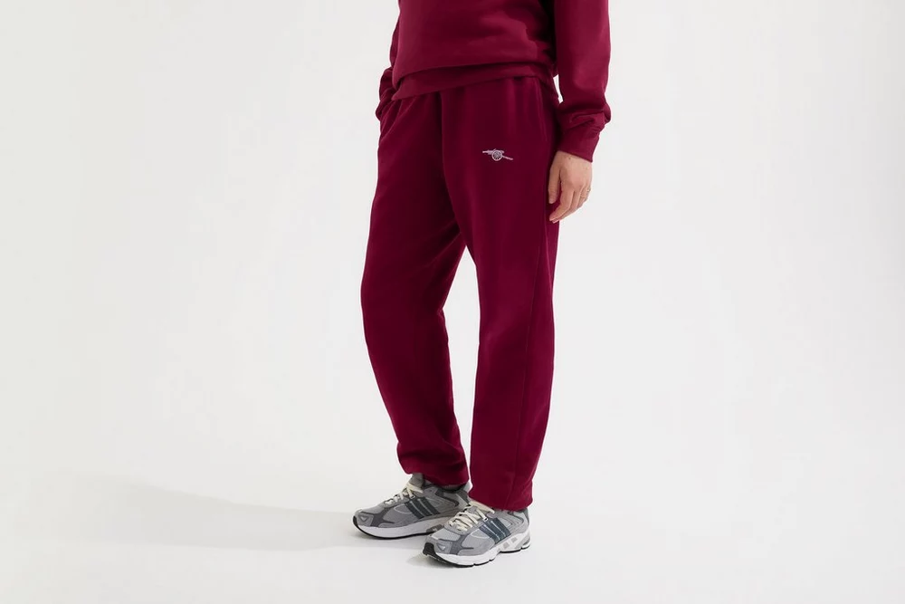 Arsenal Fanshop Store - Arsenal Damen Essentials Burgunderrote Cannon Jogginghose Offizielle Arsenal FC Fußballbekleidung