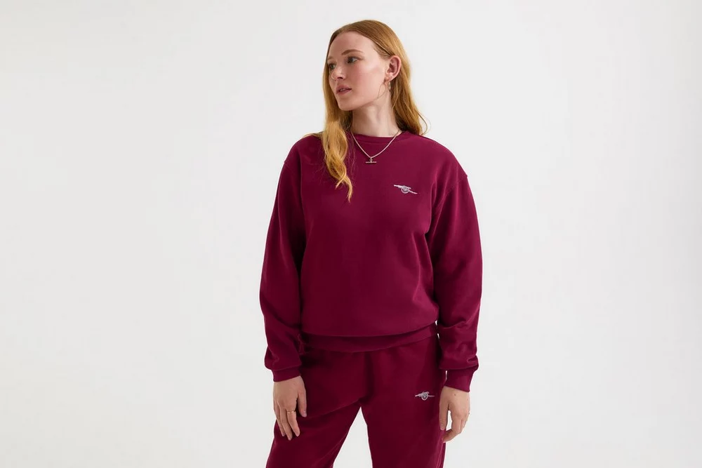 Arsenal Fanshop Store - Arsenal Damen Essentials Burgundy Cannon Sweatshirt Offizielle Arsenal FC Fußballbekleidung