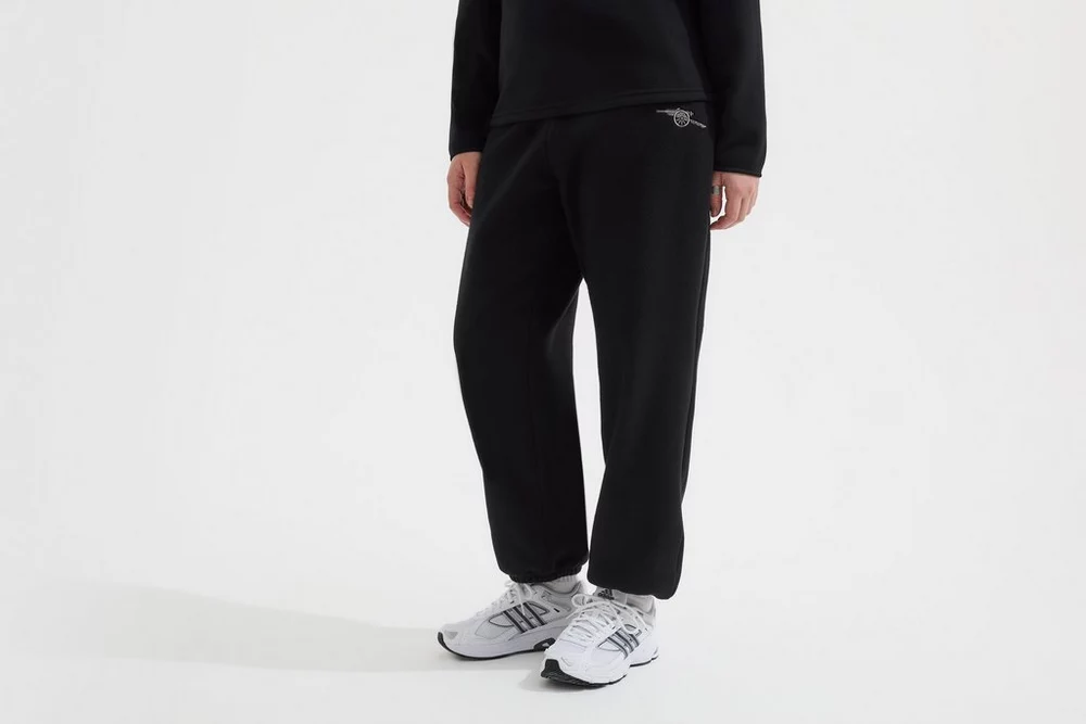 Arsenal Fanshop Store - Arsenal Damen-Fleece-Jogginghose Holloway Social Club Offizielle Arsenal FC Fußballbekleidung