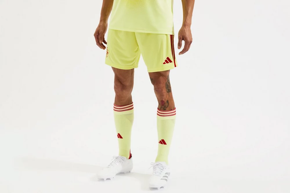 Arsenal Fanshop Store - Arsenal adidas Torwartshorts 25/26 Offizielle Arsenal FC Fußballbekleidung
