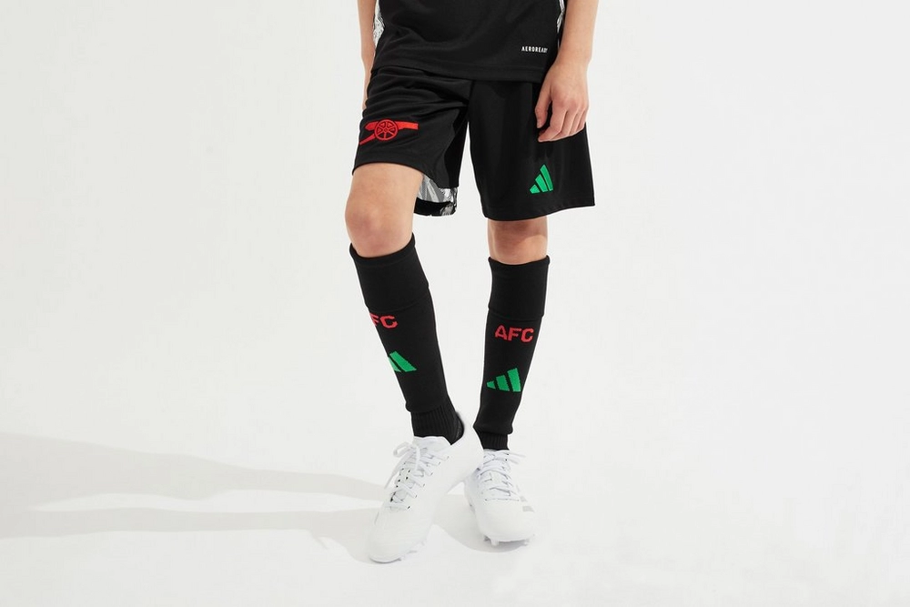 arsenal adidas kinder 2425 auswärtsshorts Kategorien für Arsenal-Unterstützer